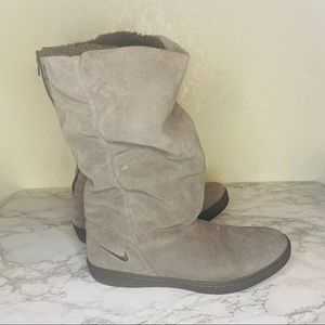 Nike weatherproof boots